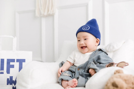 石狮宝宝打预防针